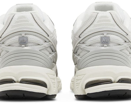 New Balance 1906R 'Silver Metallic Cream'