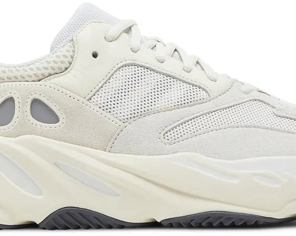 Yeezy Boost 700 Analog
