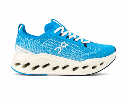 Cloudsurfer skyblue
