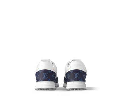 Sneaker Run Away - #11