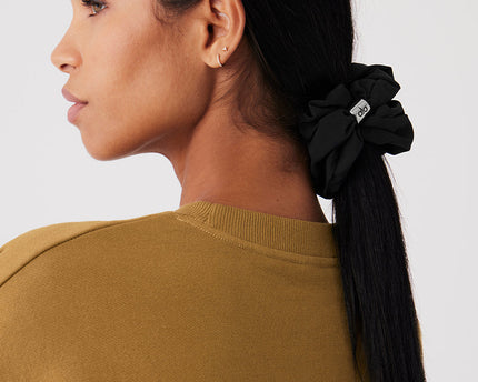 Bead It Oversized Scrunchie - Black