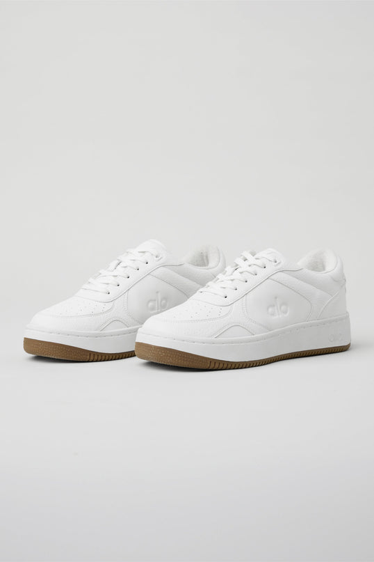 ALO Recovery Mode Sneaker (Unisex) - Natural White/Gum