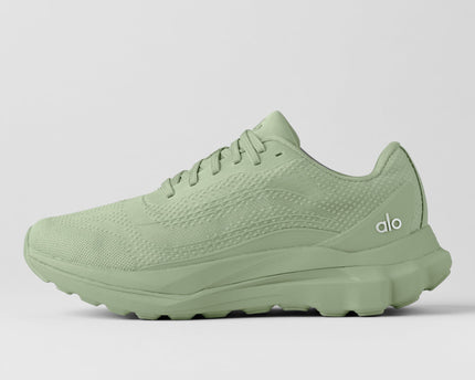 ALO Runner (Unisex) - Dune Grass