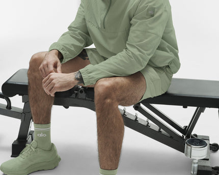 ALO Runner (Unisex) - Dune Grass