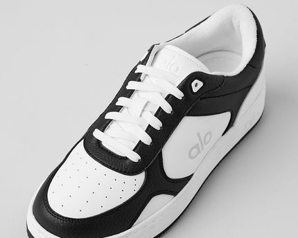 ALO Recovery Mode Sneaker (Unisex) - Black/White