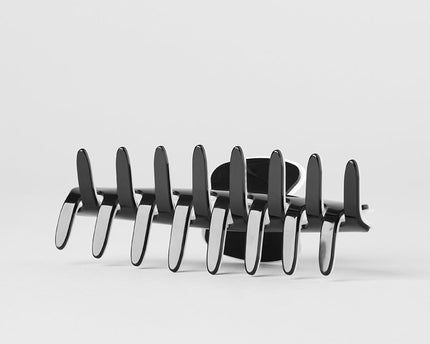Outline Claw Clip - Black/White