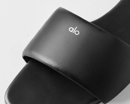 ALO Classico Sandal - Black