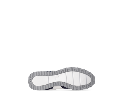 Sneaker Run Away - #11