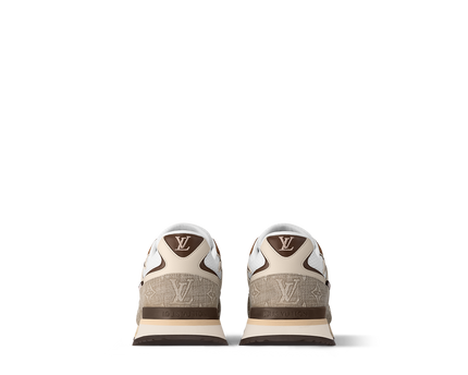 Sneaker Run Away - #3