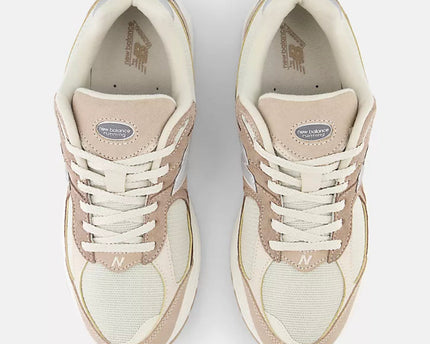 New Balance 2002R Cream - New Balance