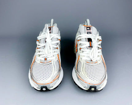 New Balance 740 ORANGE