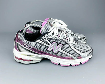 New Balance 740 PINK