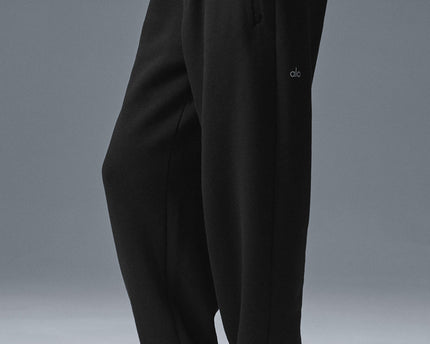 Triumph Restore Sweatpant - Black