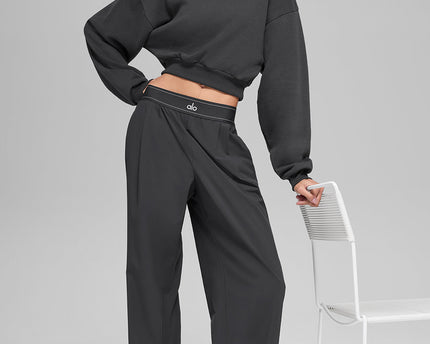 Cropped Accolade Crewneck - Anthracite