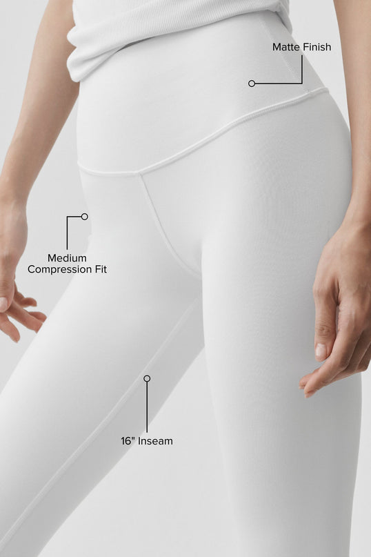 16' High-Waist Airbrush Capri - White