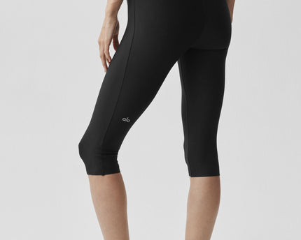 Airlift High-Waist Sleek Capri - Black