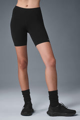 7' High-Waist Biker Short - Black