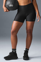 5' Airlift Energy Short - Black