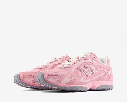 New Balance 204L Pastel Pink