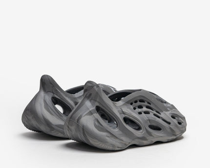 adidas Yeezy Foam RNR MX Granite