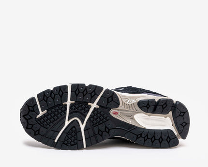 New Balance 2002R Protection Pack Black Grey