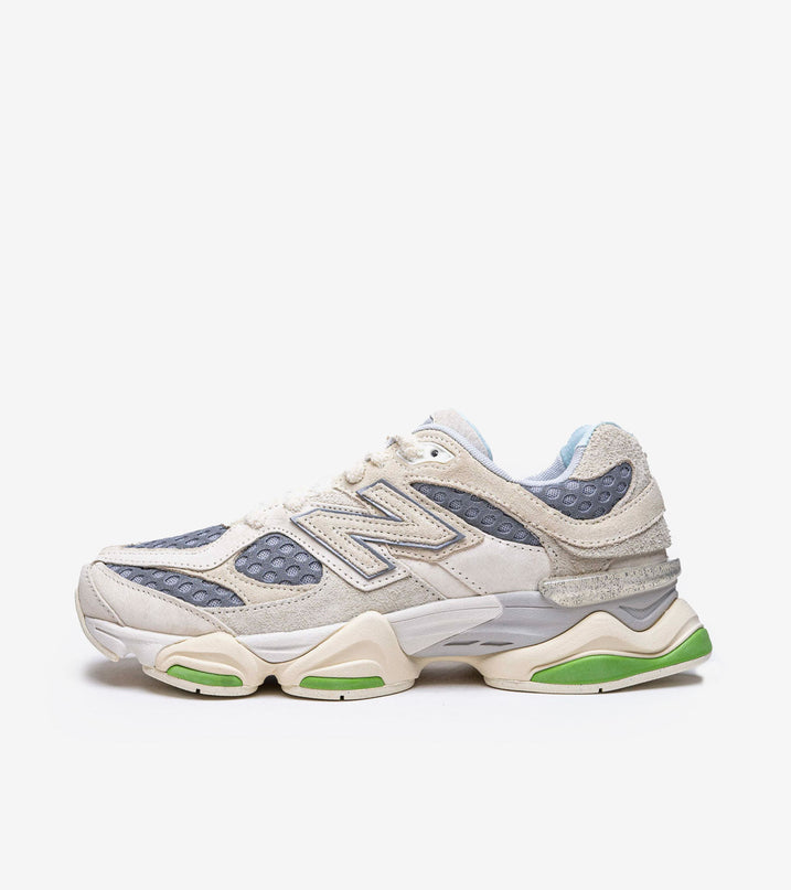 New Balance 9060 Bricks & Wood