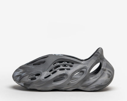 adidas Yeezy Foam RNR MX Granite