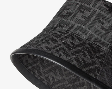Fendi Chapeau en nylon FF Noir