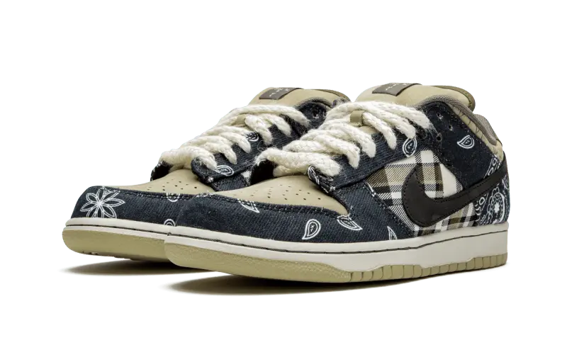 SB Dunk Low Travis Scott Nike